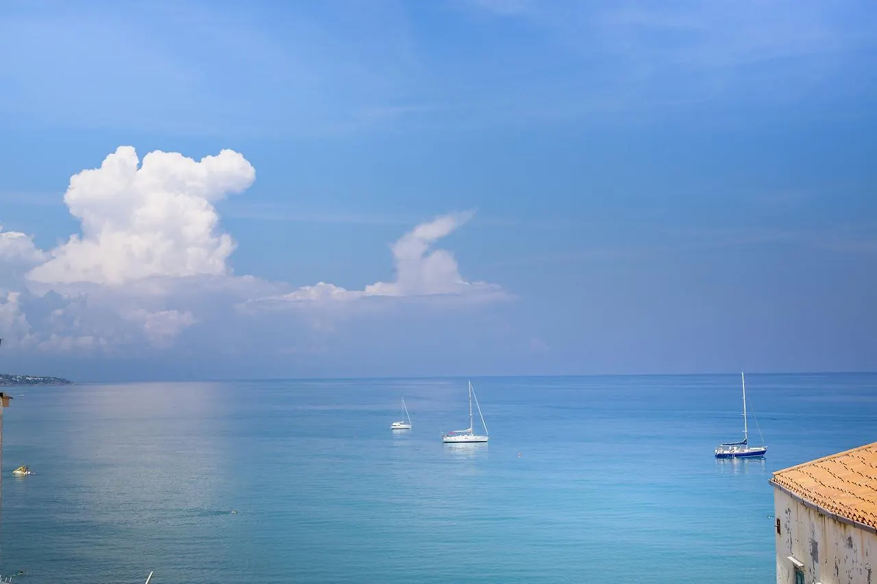 Ossuna Bay Hotel Boutique Cefalu 3*,
